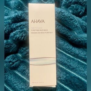 New Ahava mud mask